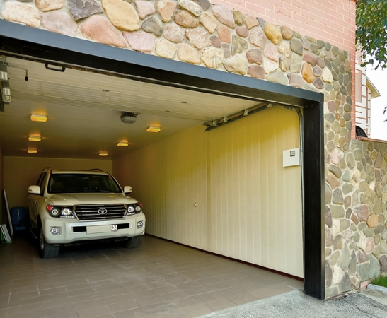 Подъемные ворота в Усть-Джегуте